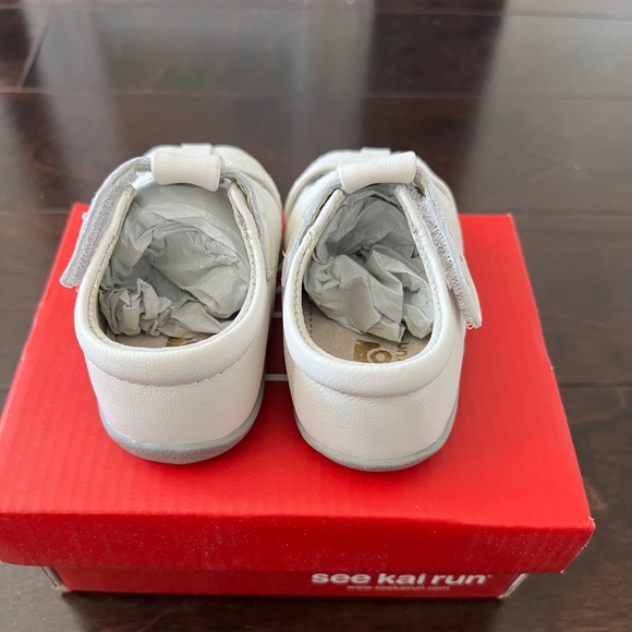 See Kai Run Brook III Sandal White Size 3M - New in box - Picture 2 of 6
